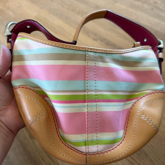 Authentic Coach Purse - Picture 3 of 4